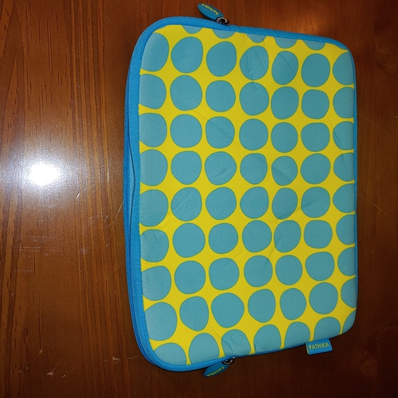 Pathika 15" Laptop Sleeve Cover Case - Picture 5 of 7